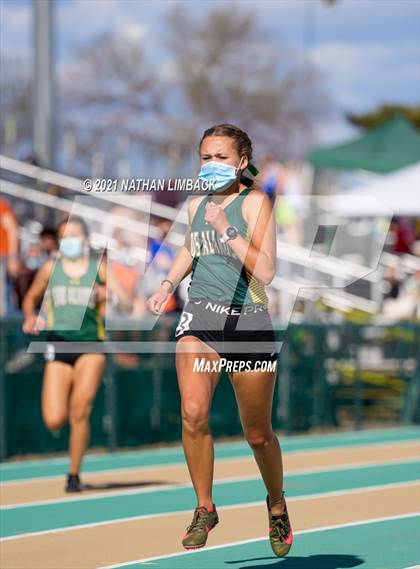 Thumbnail 1 in Los Alamos Track and Field Invitational photogallery.