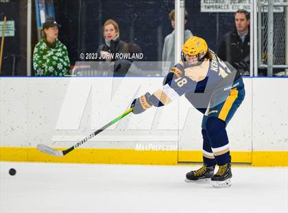Thumbnail 2 in Independence vs Lipscomb photogallery.