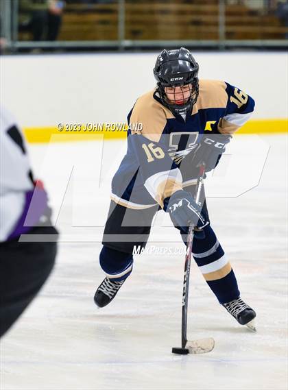 Thumbnail 1 in Independence vs Lipscomb photogallery.