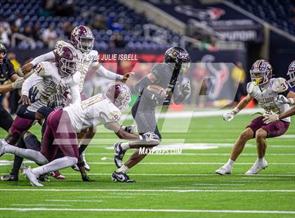 Thumbnail 3 in Jordan vs. Summer Creek (UIL 6A Dll Football Semi Regional Playoff) photogallery.