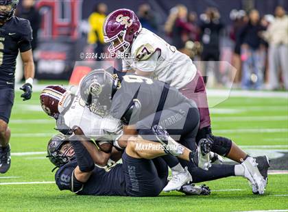 Thumbnail 1 in Jordan vs. Summer Creek (UIL 6A Dll Football Semi Regional Playoff) photogallery.