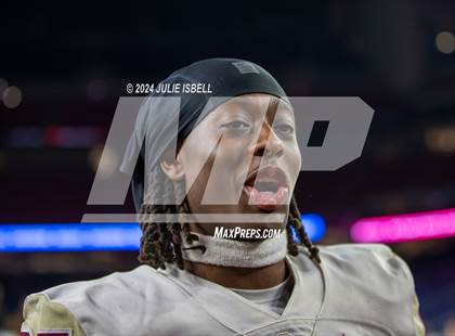 Thumbnail 3 in Jordan vs. Summer Creek (UIL 6A Dll Football Semi Regional Playoff) photogallery.
