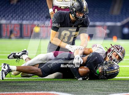 Thumbnail 1 in Jordan vs. Summer Creek (UIL 6A Dll Football Semi Regional Playoff) photogallery.