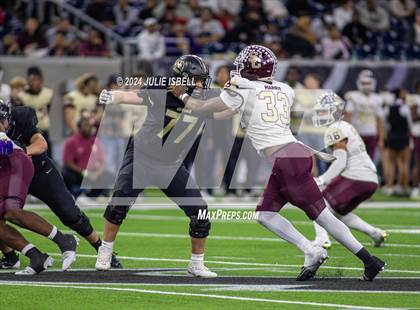 Thumbnail 3 in Jordan vs. Summer Creek (UIL 6A Dll Football Semi Regional Playoff) photogallery.