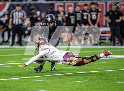 Thumbnail 3 in Jordan vs. Summer Creek (UIL 6A Dll Football Semi Regional Playoff) photogallery.
