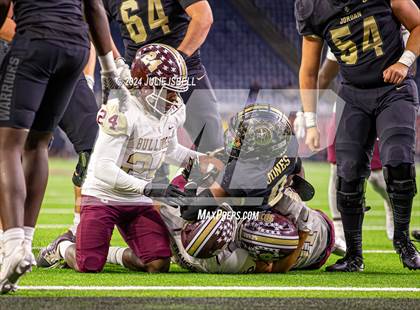 Thumbnail 2 in Jordan vs. Summer Creek (UIL 6A Dll Football Semi Regional Playoff) photogallery.