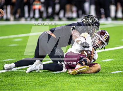 Thumbnail 3 in Jordan vs. Summer Creek (UIL 6A Dll Football Semi Regional Playoff) photogallery.