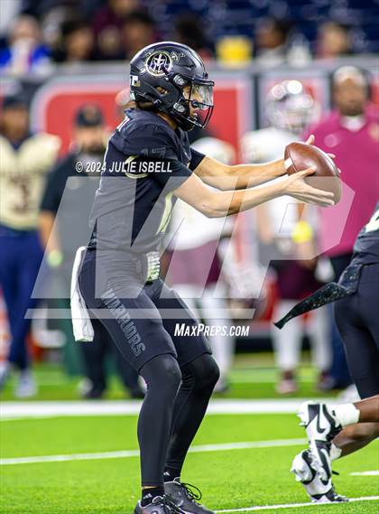 Thumbnail 3 in Jordan vs. Summer Creek (UIL 6A Dll Football Semi Regional Playoff) photogallery.