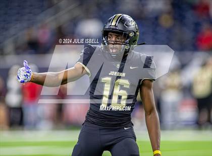 Thumbnail 2 in Jordan vs. Summer Creek (UIL 6A Dll Football Semi Regional Playoff) photogallery.