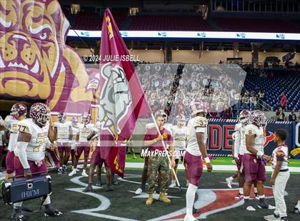 Thumbnail 3 in Jordan vs. Summer Creek (UIL 6A Dll Football Semi Regional Playoff) photogallery.