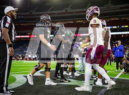Thumbnail 2 in Jordan vs. Summer Creek (UIL 6A Dll Football Semi Regional Playoff) photogallery.