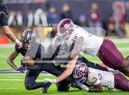 Thumbnail 3 in Jordan vs. Summer Creek (UIL 6A Dll Football Semi Regional Playoff) photogallery.