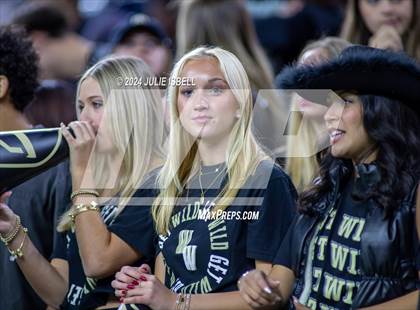 Thumbnail 1 in Jordan vs. Summer Creek (UIL 6A Dll Football Semi Regional Playoff) photogallery.