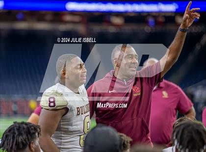 Thumbnail 2 in Jordan vs. Summer Creek (UIL 6A Dll Football Semi Regional Playoff) photogallery.