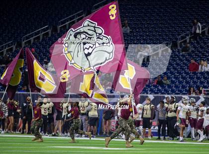 Thumbnail 2 in Jordan vs. Summer Creek (UIL 6A Dll Football Semi Regional Playoff) photogallery.
