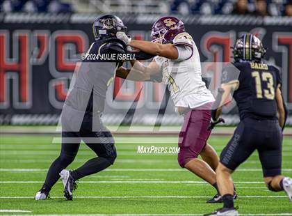 Thumbnail 2 in Jordan vs. Summer Creek (UIL 6A Dll Football Semi Regional Playoff) photogallery.