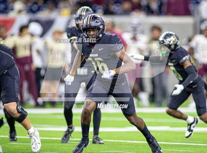 Thumbnail 1 in Jordan vs. Summer Creek (UIL 6A Dll Football Semi Regional Playoff) photogallery.