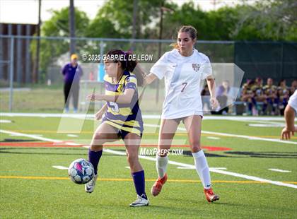 Thumbnail 1 in Rouse @ McAllen (Uil Region IV 5A D1 Regional Semifinals Soccer) photogallery.