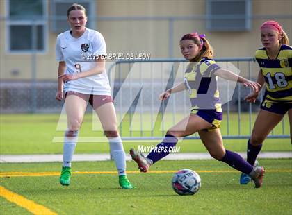 Thumbnail 1 in Rouse @ McAllen (Uil Region IV 5A D1 Regional Semifinals Soccer) photogallery.