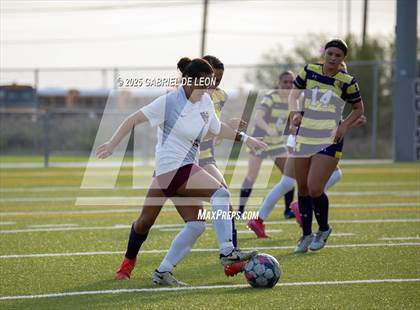 Thumbnail 2 in Rouse @ McAllen (Uil Region IV 5A D1 Regional Semifinals Soccer) photogallery.