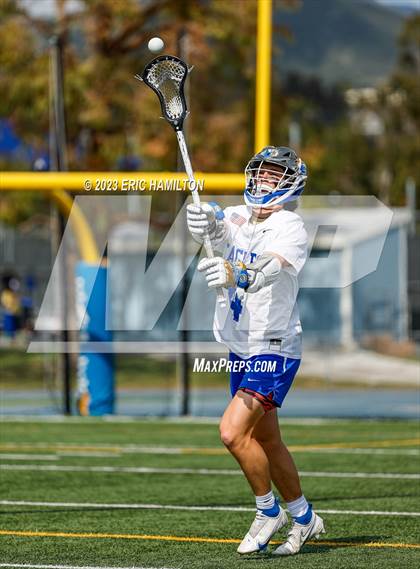 Thumbnail 1 in Loyola @ Santa Margarita (CIF SS Division 1 Semifinal) photogallery.