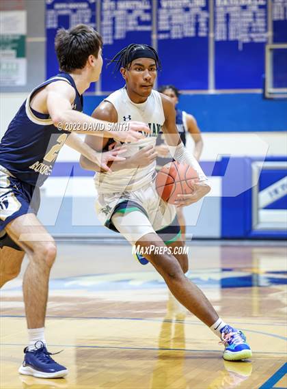 Thumbnail 3 in Aquinas vs St. Michael the Archangel - Sonic Showdown photogallery.
