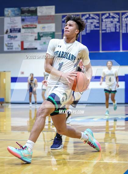 Thumbnail 1 in Aquinas vs St. Michael the Archangel - Sonic Showdown photogallery.