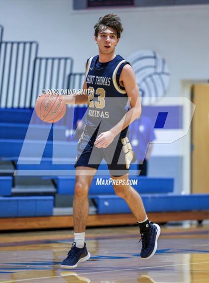 Thumbnail 2 in Aquinas vs St. Michael the Archangel - Sonic Showdown photogallery.