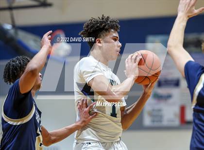Thumbnail 1 in Aquinas vs St. Michael the Archangel - Sonic Showdown photogallery.