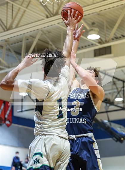 Thumbnail 3 in Aquinas vs St. Michael the Archangel - Sonic Showdown photogallery.