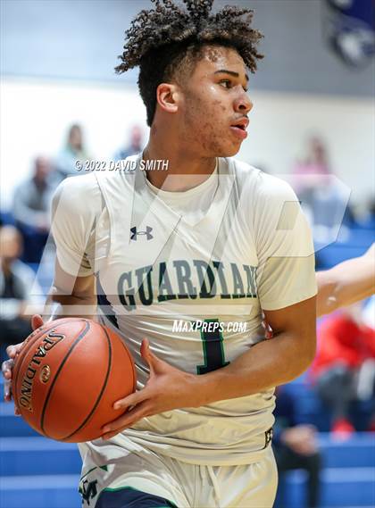 Thumbnail 3 in Aquinas vs St. Michael the Archangel - Sonic Showdown photogallery.