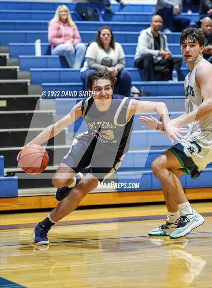 Thumbnail 1 in Aquinas vs St. Michael the Archangel - Sonic Showdown photogallery.