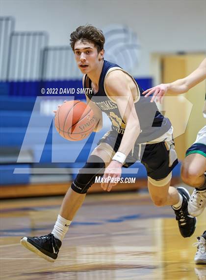 Thumbnail 2 in Aquinas vs St. Michael the Archangel - Sonic Showdown photogallery.