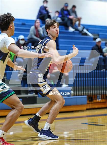 Thumbnail 2 in Aquinas vs St. Michael the Archangel - Sonic Showdown photogallery.