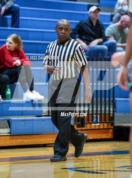 Thumbnail 2 in Aquinas vs St. Michael the Archangel - Sonic Showdown photogallery.