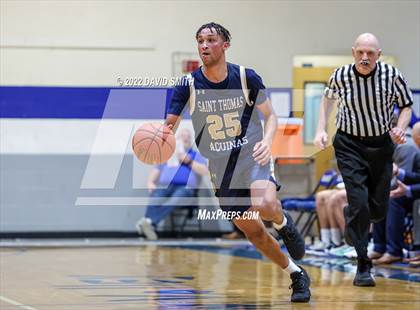 Thumbnail 2 in Aquinas vs St. Michael the Archangel - Sonic Showdown photogallery.
