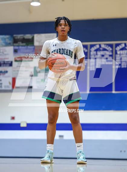 Thumbnail 3 in Aquinas vs St. Michael the Archangel - Sonic Showdown photogallery.