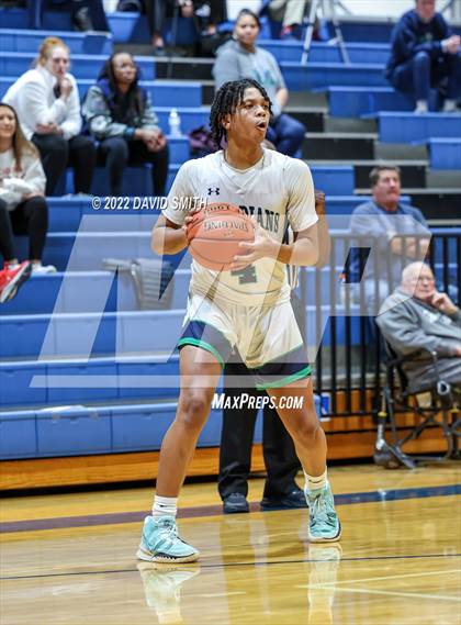 Thumbnail 3 in Aquinas vs St. Michael the Archangel - Sonic Showdown photogallery.