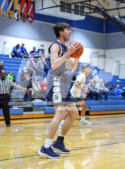 Thumbnail 2 in Aquinas vs St. Michael the Archangel - Sonic Showdown photogallery.