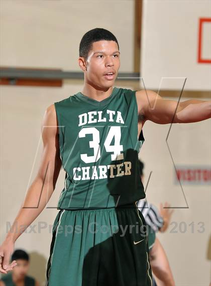 Thumbnail 2 in Delta Charter vs. Cristo Rey (Viking Classic) photogallery.