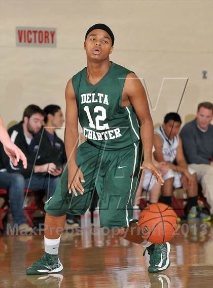 Thumbnail 2 in Delta Charter vs. Cristo Rey (Viking Classic) photogallery.