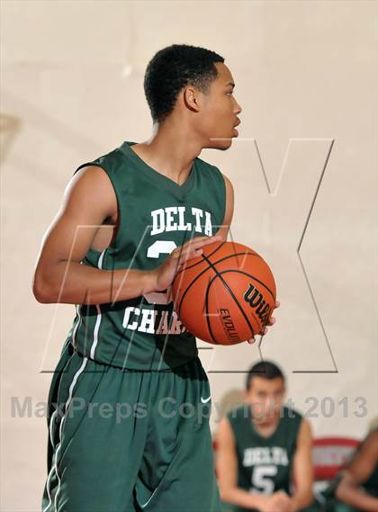 Thumbnail 2 in Delta Charter vs. Cristo Rey (Viking Classic) photogallery.