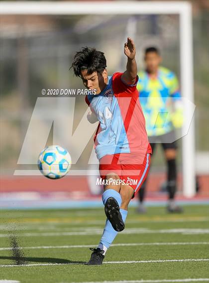 Thumbnail 3 in Brentwood School @ Ganesha (CIF SoCal Regional D5 Final) photogallery.