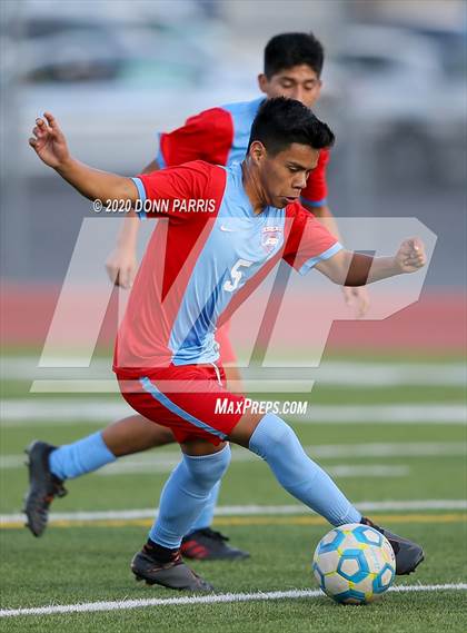 Thumbnail 1 in Brentwood School @ Ganesha (CIF SoCal Regional D5 Final) photogallery.