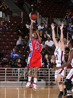 Thumbnail 3 in Dulles vs. Cy-Fair (UIL Regional State 5A Semifinals) photogallery.