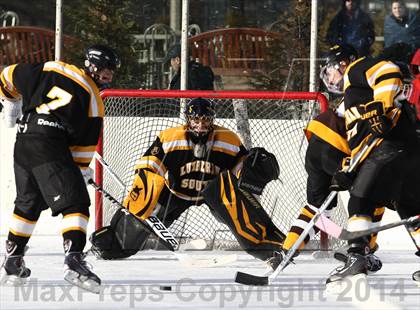 Thumbnail 3 in Lutheran South vs Oakville (St. Louis Winter Classic) photogallery.