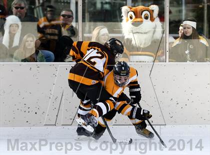 Thumbnail 3 in Lutheran South vs Oakville (St. Louis Winter Classic) photogallery.