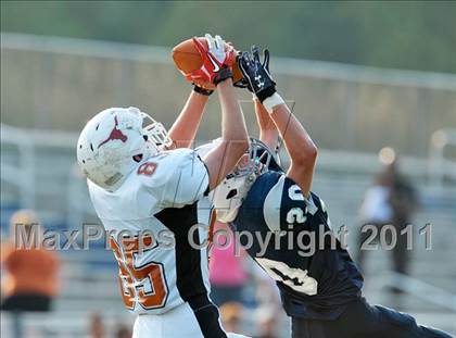 Thumbnail 2 in Kell @ Pope photogallery.