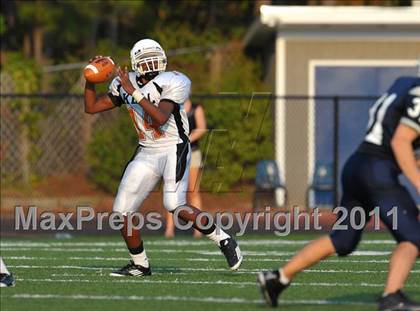 Thumbnail 3 in Kell @ Pope photogallery.