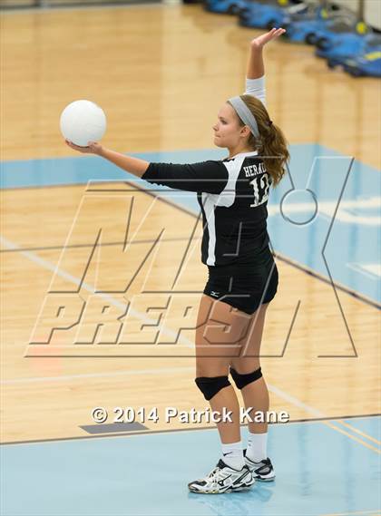Thumbnail 1 in Herndon @ Yorktown photogallery.